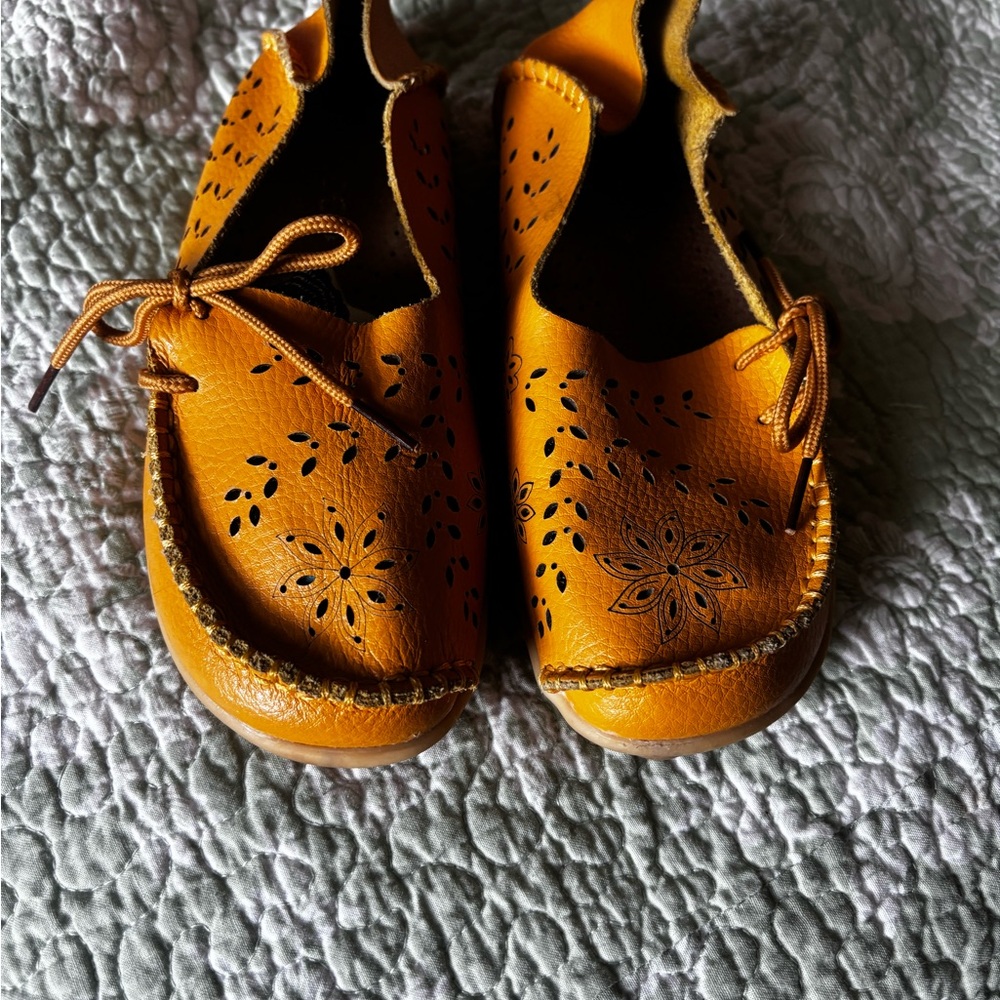 Women's Leather Moccasins - Mustard Floral Design